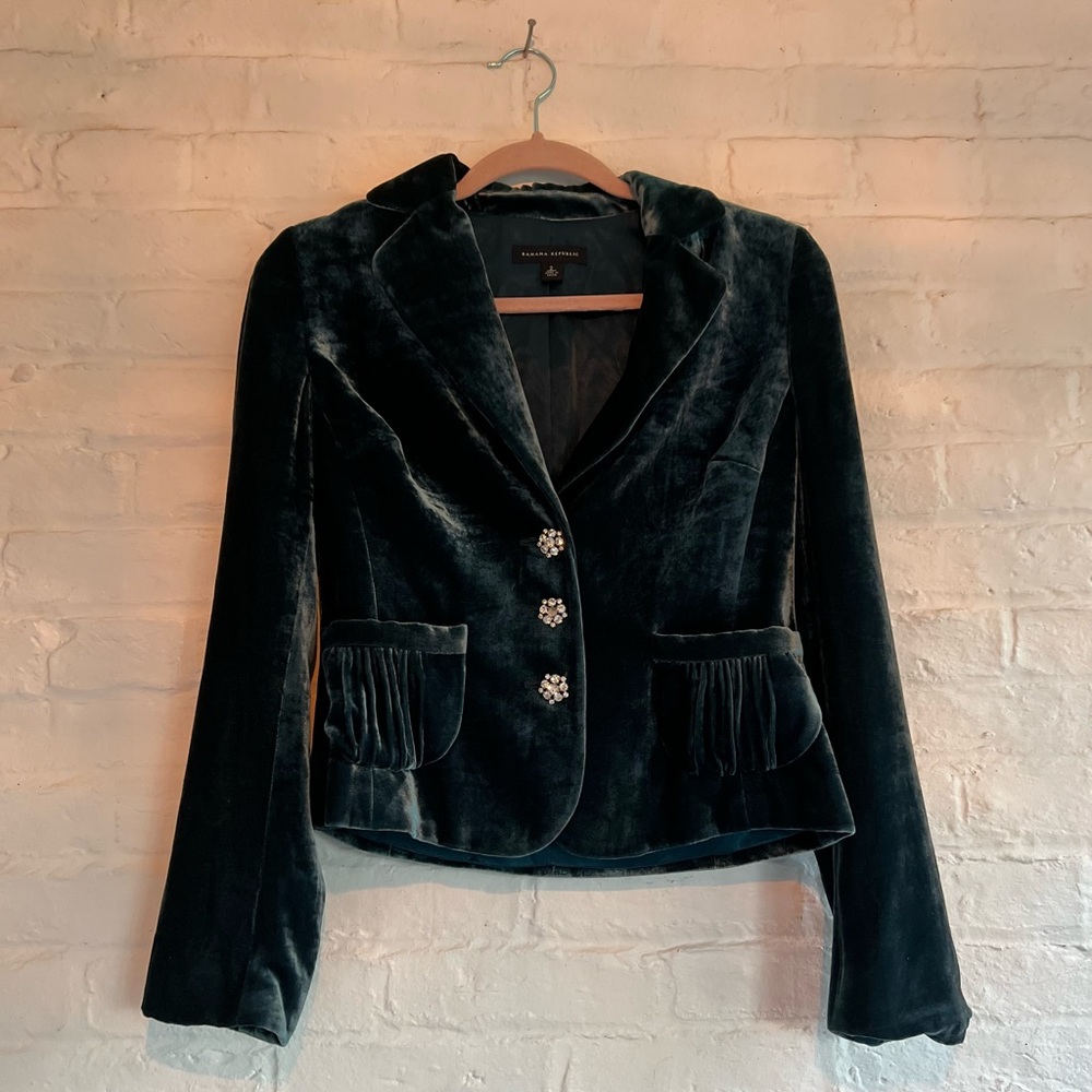 Banana Republic velvet blazer